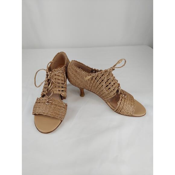 Stuart Weitzman Beige Open Toe Wicker Mid Heel Pump Size 6 - Picture 1 of 10